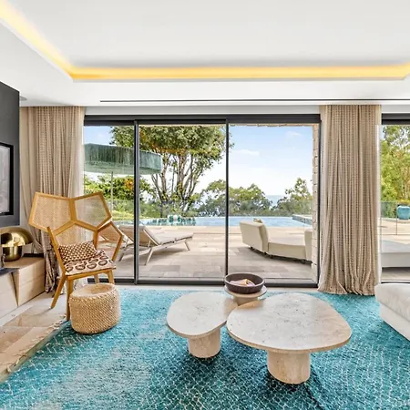 Ref 2198 - Super Cannes - Luxury Modern Sea View For Rent