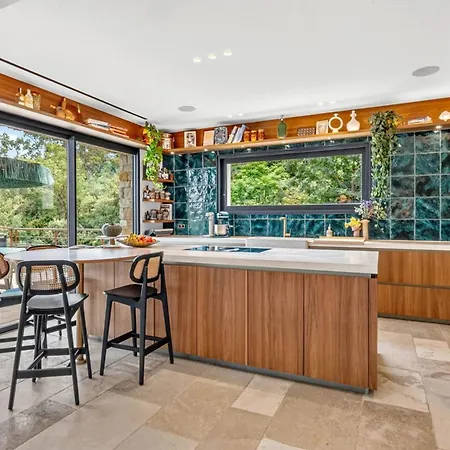 Ref 2198 - Super Cannes - Luxury Modern Sea View For Rent