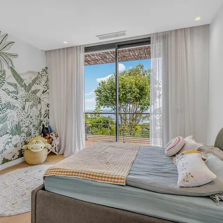 Ref 2198 - Super Cannes - Luxury Modern Sea View For Rent Villa Vallauris